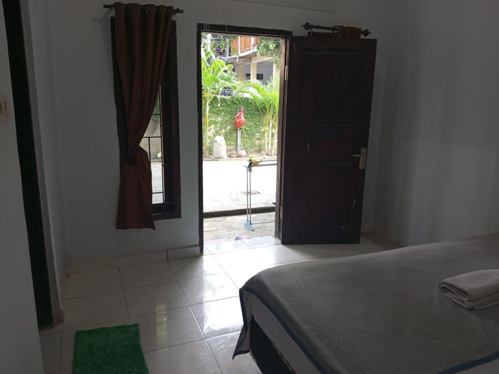 Kri Homestay Kuta  Екстериор снимка