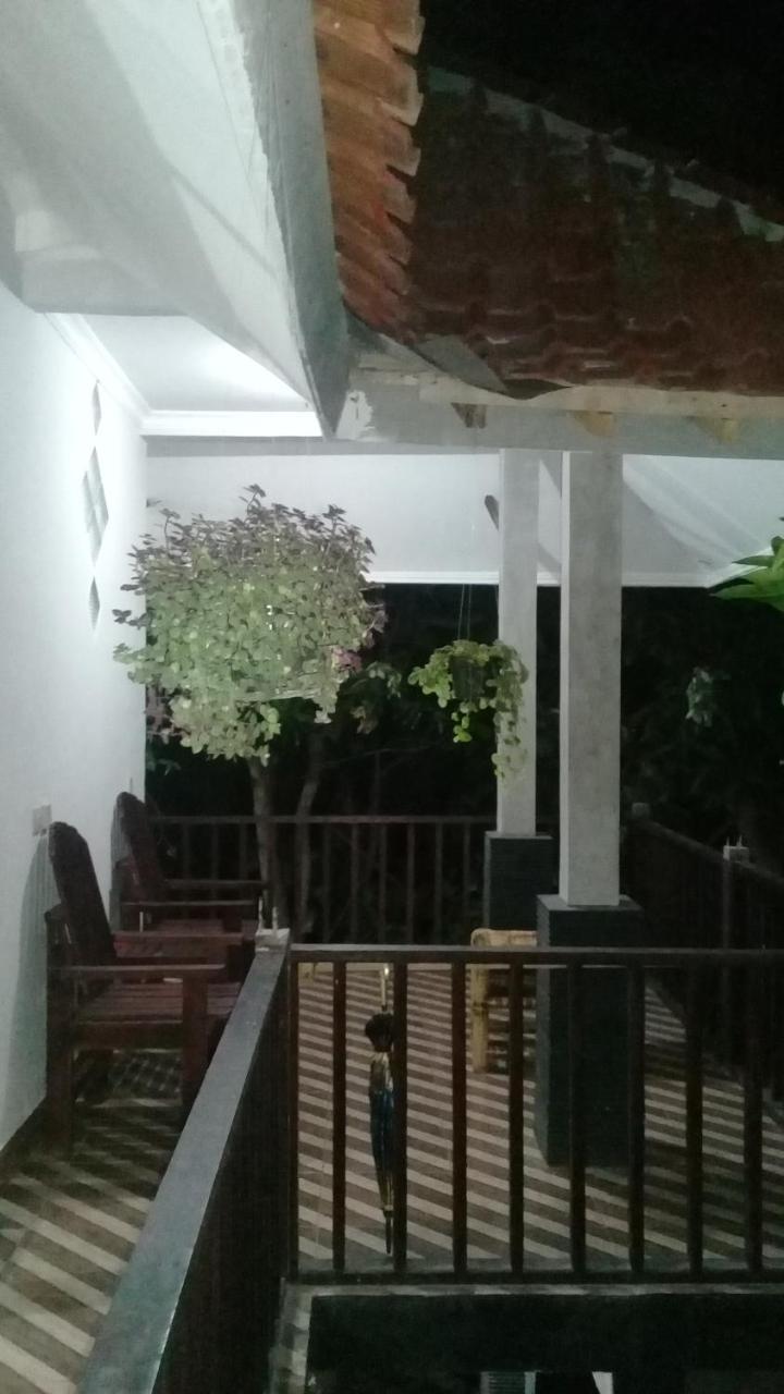Kri Homestay Kuta  Екстериор снимка