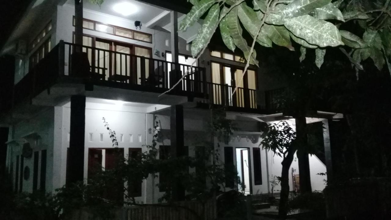 Kri Homestay Kuta  Екстериор снимка